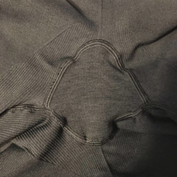 LuluLemon Ebb to Street Pant - Picture 10 of 14